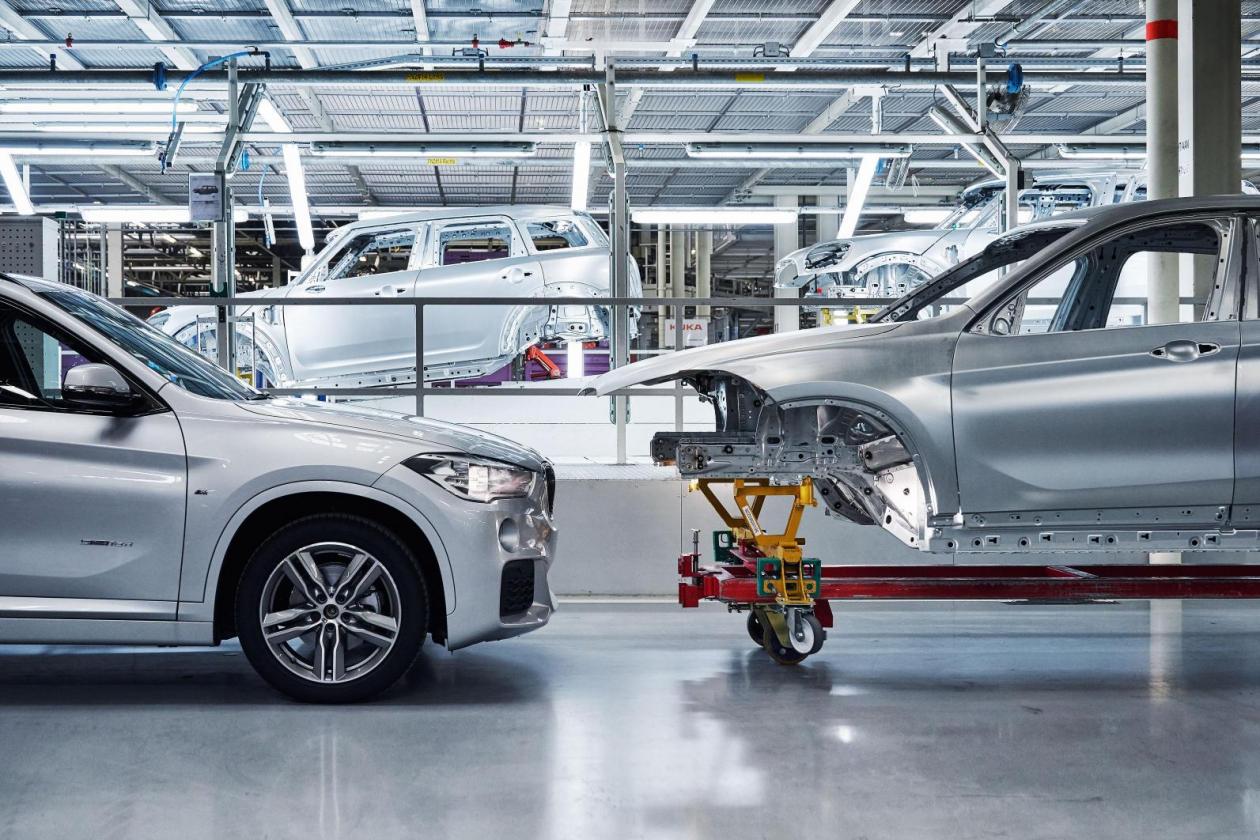 VDL Nedcar start productie BMW X1