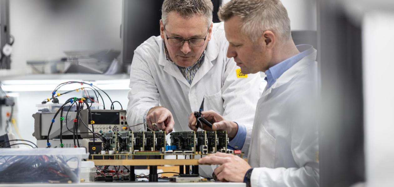 VDL Groep renforce sa position dans le secteur de l’électronique grâce à l’acquisition de Sintecs 