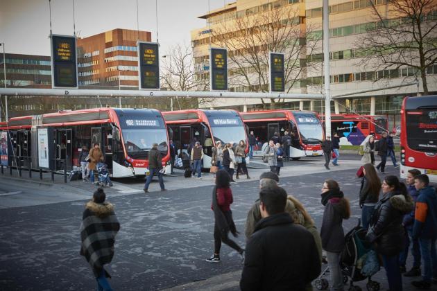 43 Elektrobussen von VDL fahren fahrplanmäßig in der Region Eindhoven 