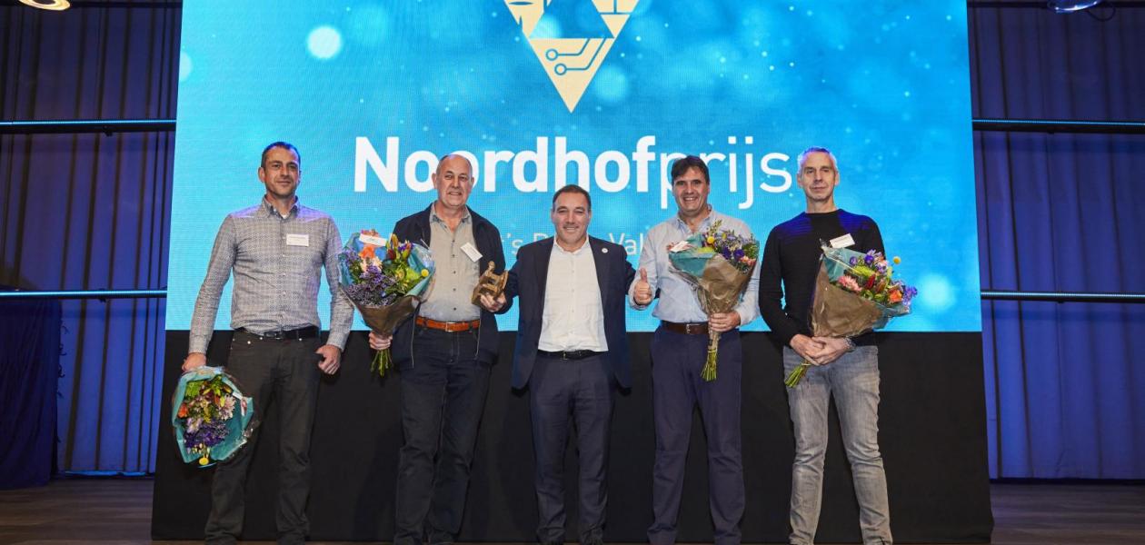 Jan Dekkers winnaar Noordhofprijs in de categorie Metaal