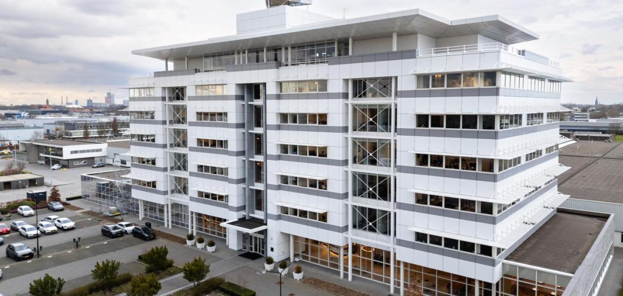 Omzet VDL Groep licht gedaald, resultaat hersteld in 2025