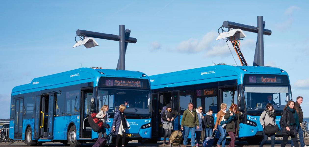 VDL Bus & Coach viert mijlpaal 50 miljoen elektrische kilometers en introduceert nieuw batterijpakket