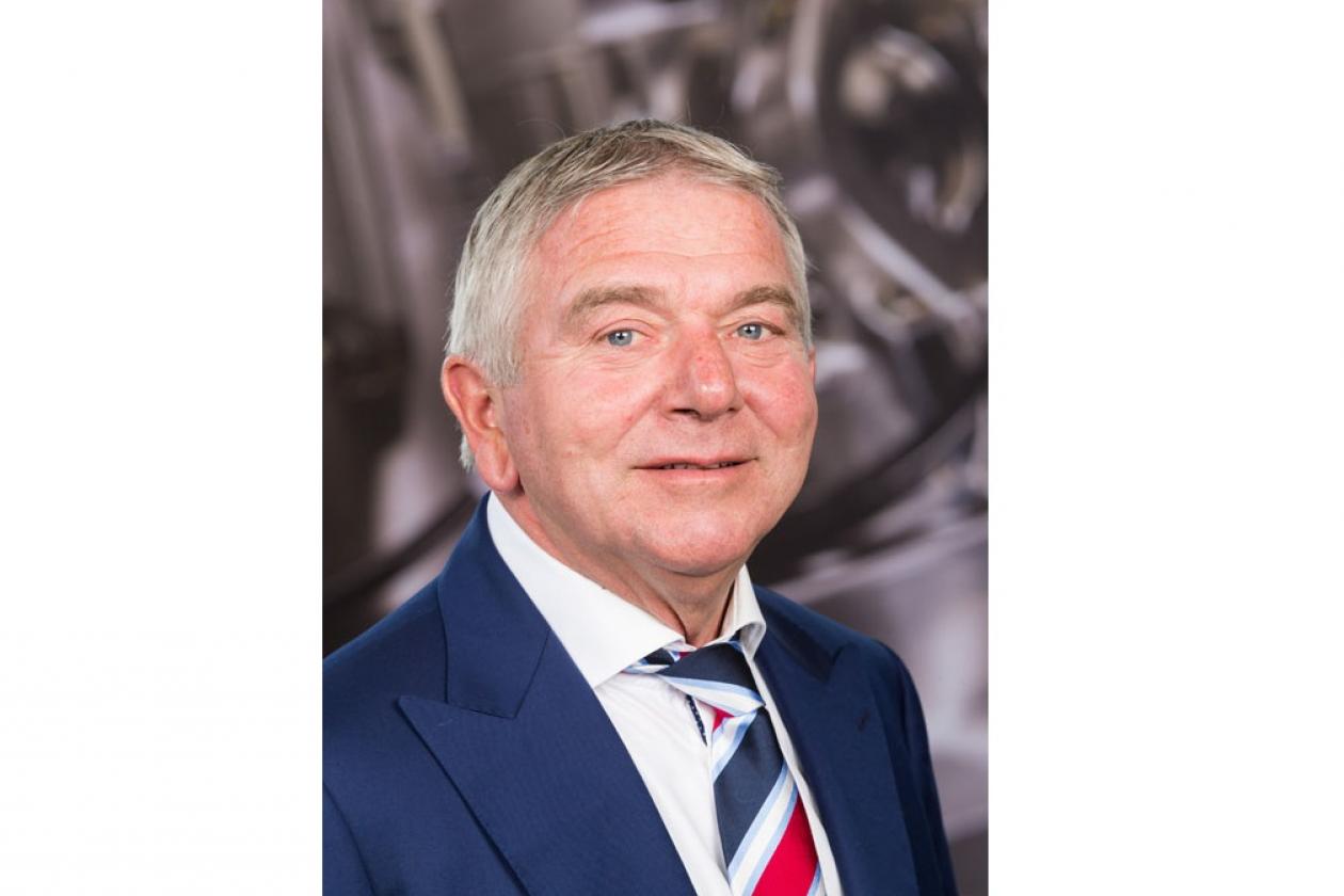 VDL executive vice president Wim Maathuis retires