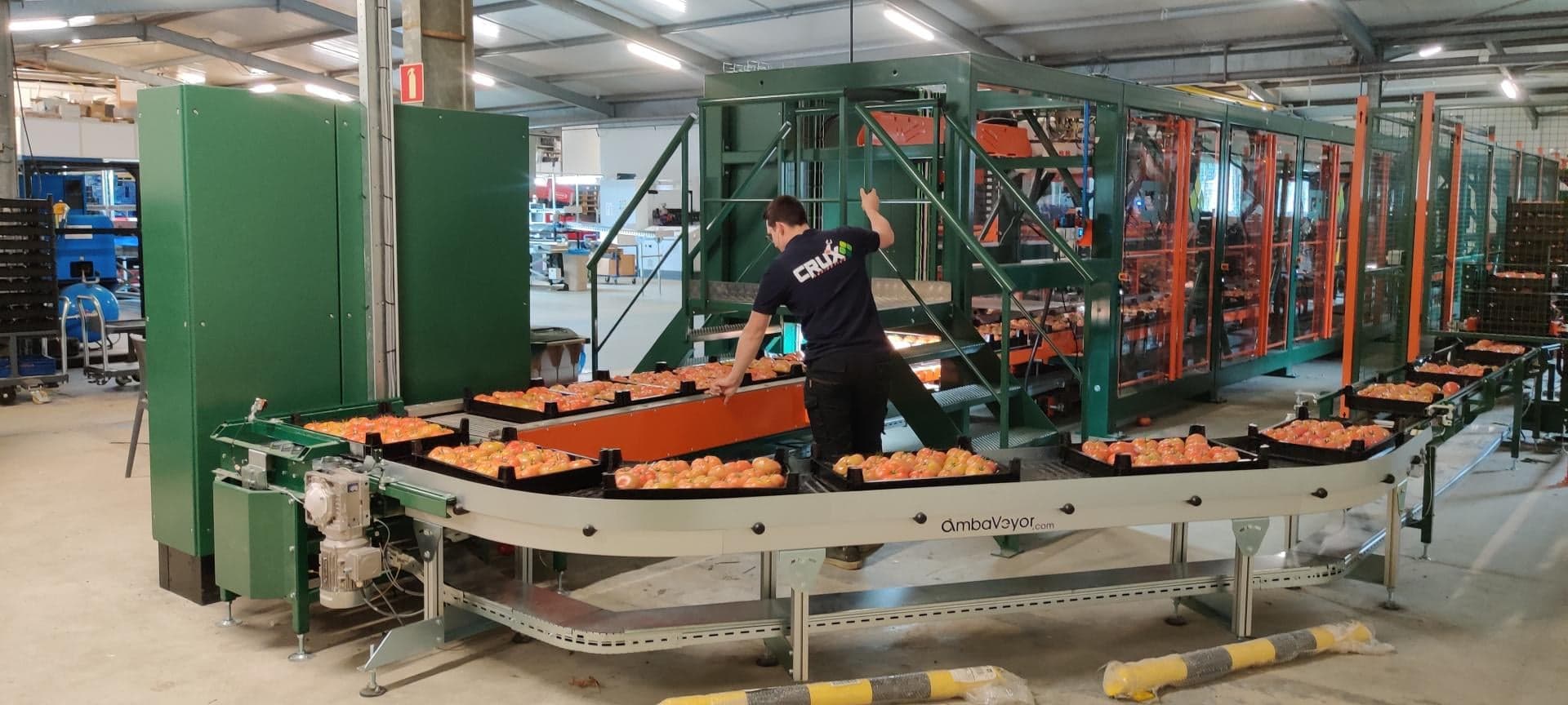 VDL Groep acquires Crux Agribotics and strengthens its position in foodtech