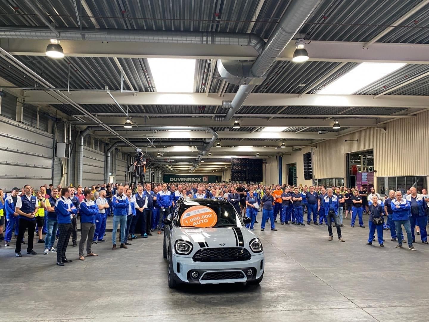 VDL Nedcar baut das millionste Auto für die BMW Group