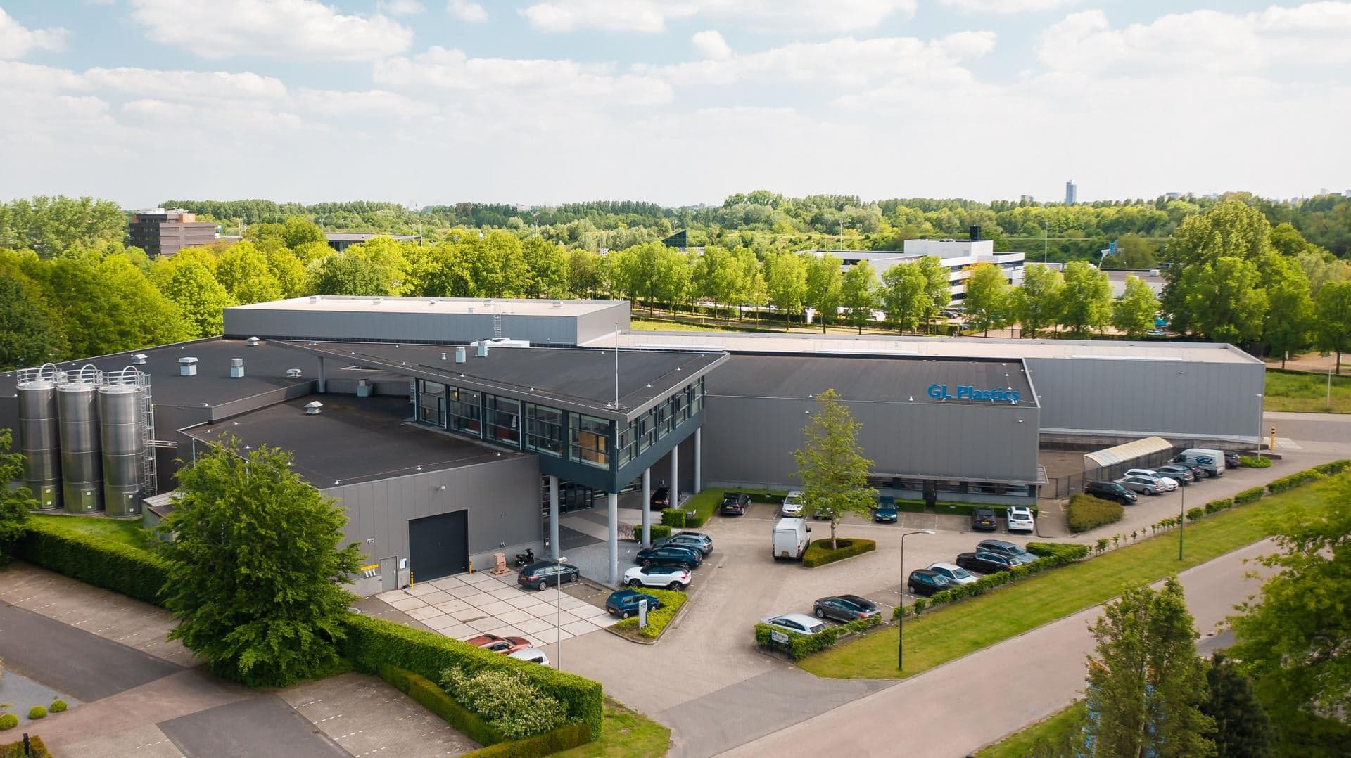 VDL Groep neemt GL Plastics over